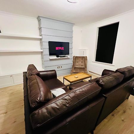 Вилла Modern 2-Bed In Blyth Centre Экстерьер фото